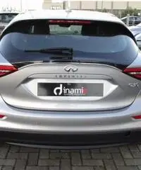 INFINITI Q30 1.5 diesel Business INFINITI Q30 1.5 diesel Business