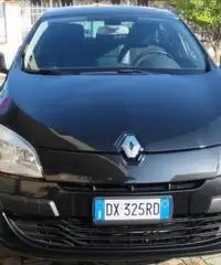 RENAULT Megane Mégane 1.5 dCi 110CV Luxe 5 PORTE RENAULT Megane Mégane 1.5 dCi 110CV Luxe 5 PORTE