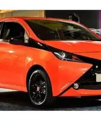 TOYOTA Aygo 1.0 VVT-i 69 CV 5 porte x-play TOYOTA Aygo 1.0 VVT-i 69 CV 5 porte x-play
