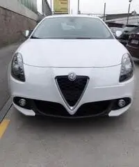 Alfa Romeo Giulietta 1.6 JTDm TCT 120 CV Super Alfa Romeo Giulietta 1.6 JTDm TCT 120 CV Super