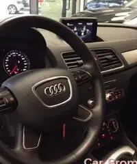 AUDI Q3 2.0 TDI 150 CV Business AUDI Q3 2.0 TDI 150 CV Business