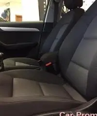 AUDI Q3 2.0 TDI 150 CV Business AUDI Q3 2.0 TDI 150 CV Business