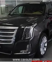 CADILLAC Escalade PLATINUM - 8 Posti - Disp. BI-FUEL GPL - Poss. 250