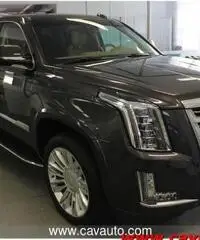 CADILLAC Escalade PLATINUM - 8 Posti - Disp. BI-FUEL GPL - Poss. 250