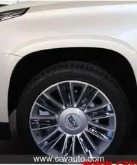 CADILLAC Escalade PREMIUM - 7/8 Posti - Disp. BI-FUEL GPL - Poss. 25