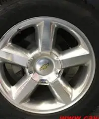 CHEVROLET Suburban 5.3L V8 LTZ - 8 posti - Disp. GPL - COME NUOVO!!! CHEVROLET Suburban 5.3L V8 LTZ - 8 posti - Disp. GPL - COME NUOVO!!!