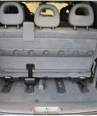 CHRYSLER Voyager 2.5 CRD cat LX CHRYSLER Voyager 2.5 CRD cat LX