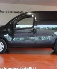 CITROEN Nemo 1.4 HDi 70CV Furgone Autocarro automatico 2 posti CITROEN Nemo 1.4 HDi 70CV Furgone Autocarro automatico 2 posti