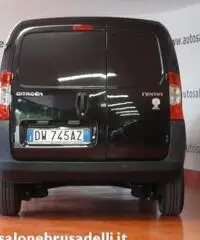 CITROEN Nemo 1.4 HDi 70CV Furgone Autocarro automatico 2 posti CITROEN Nemo 1.4 HDi 70CV Furgone Autocarro automatico 2 posti