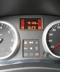 DACIA Duster 15 dci Laureate 4x2 110cv