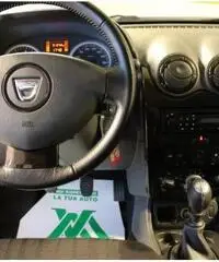 DACIA Duster 1.5 dCi 110CV 4x2 Lauréate DACIA Duster 1.5 dCi 110CV 4x2 Lauréate