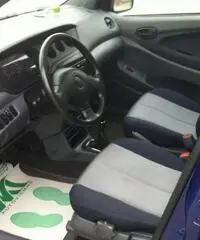 DAIHATSU YRV 1.3i 16V  CX 5 porte DAIHATSU YRV 1.3i 16V  CX 5 porte