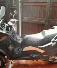 Piaggio Mp3 business 300 lt 3 ruote Piaggio Mp3 business 300 lt 3 ruote