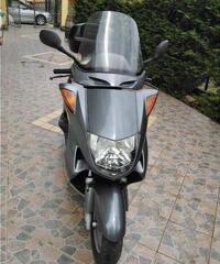 Scooter sv 250