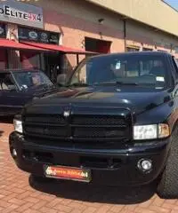 DODGE RAM 5.9 v8  gancio 3000 kg