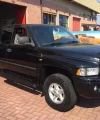 DODGE RAM 5.9 v8  gancio 3000 kg