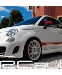 FIAT 500 Abarth 1.4T Esseesse SS Essesse Xenon WRC AUTO FIAT 500 Abarth 1.4T Esseesse SS Essesse Xenon WRC AUTO