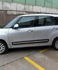 Fiat 500L 1.3 Multijet 95 CV  Pop Star Fiat 500L 1.3 Multijet 95 CV  Pop Star