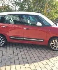 FIAT 500L 1.6 Multijet 105cv allestimento Pop Star FIAT 500L 1.6 Multijet 105cv allestimento Pop Star