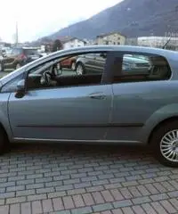 FIAT Grande Punto 1.4 3 porte Dynamic FIAT Grande Punto 1.4 3 porte Dynamic