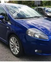 Fiat Grande Punto 1.4 T-Jet SPORT VetriOsc SPOILER Cerchi17 MINIGONN