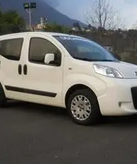 FIAT Qubo 14 8v Active natural power 70cv FIAT Qubo 14 8v Active natural power 70cv
