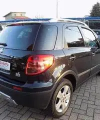 FIAT Sedici 1.6 16V 4x4 Emotion