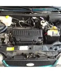 FORD Fiesta 1.2i 16V cat 3p Neopatentati WRC AUTO