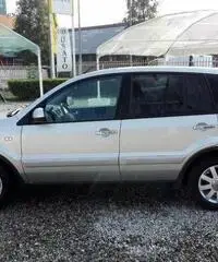 Ford Fusion 1.4 16V 5porte Ford Fusion 1.4 16V 5porte