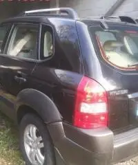 HYUNDAI Tucson 2.0 CRDi VGT Dynamic cambializato HYUNDAI Tucson 2.0 CRDi VGT Dynamic cambializato