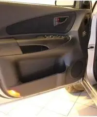 HYUNDAI Tucson 2.0 CRDi 4WD VGT Dynamic HYUNDAI Tucson 2.0 CRDi 4WD VGT Dynamic