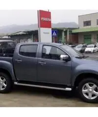 ISUZU D-Max 2.5 Crew Cab Quasar A/T 4WD