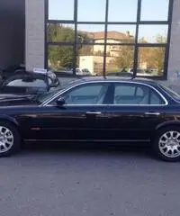 JAGUAR XJ6 3.0 V6 JAGUAR XJ6 3.0 V6