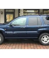 JEEP Grand Cherokee 2.7 CRD cat Laredo LX JEEP Grand Cherokee 2.7 CRD cat Laredo LX
