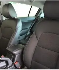 KIA Sportage 1.7 CRDI 2WD Class KIA Sportage 1.7 CRDI 2WD Class