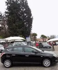 Lancia Delta Delta 1.6 MJT DPF Argento  CV120