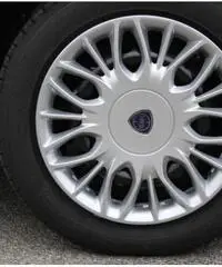 LANCIA Ypsilon 1.2 69 CV 5 porte Silver LANCIA Ypsilon 1.2 69 CV 5 porte Silver