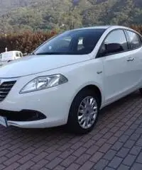 LANCIA Ypsilon 1.2 69 CV 5 porte Silver LANCIA Ypsilon 1.2 69 CV 5 porte Silver
