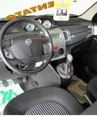 LANCIA Ypsilon 1.2 Silver TAX 0 LANCIA Ypsilon 1.2 Silver TAX 0