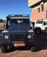 LAND ROVER Defender 110 2.4 TD4 Station Wagon E