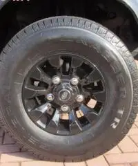 LAND ROVER Defender 110 2.4 TD4 Station Wagon S LAND ROVER Defender 110 2.4 TD4 Station Wagon S