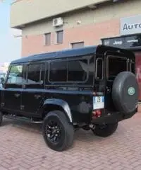 LAND ROVER Defender 110 2.4 TD4 Station Wagon S LAND ROVER Defender 110 2.4 TD4 Station Wagon S