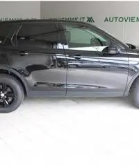 LAND ROVER Discovery Sport 2.0 TD4 A/T 7 POSTI SE (Super Ammortamento) LAND ROVER Discovery Sport 2.0 TD4 A/T 7 POSTI SE (Super Ammortamento)