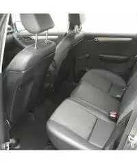 MERCEDES-BENZ A 160 Avantgarde