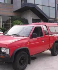 NISSAN King Cab PICK UP