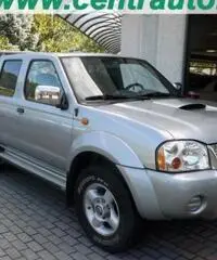 NISSAN Pick Up Pick-up 2.5 TD 4 porte Double Cab NAVARA NISSAN Pick Up Pick-up 2.5 TD 4 porte Double Cab NAVARA