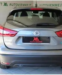 NISSAN Qashqai 1.5 dCi N-Connecta Navi Safety NISSAN Qashqai 1.5 dCi N-Connecta Navi Safety