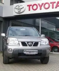 NISSAN X-Trail 2.2 TD Di Elegance NISSAN X-Trail 2.2 TD Di Elegance