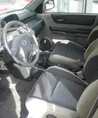 NISSAN X-Trail 2.2 TD Di Elegance NISSAN X-Trail 2.2 TD Di Elegance