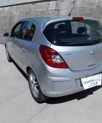 Opel Corsa 1.2 5 porte Cosmo  X NEOPATENTATI
